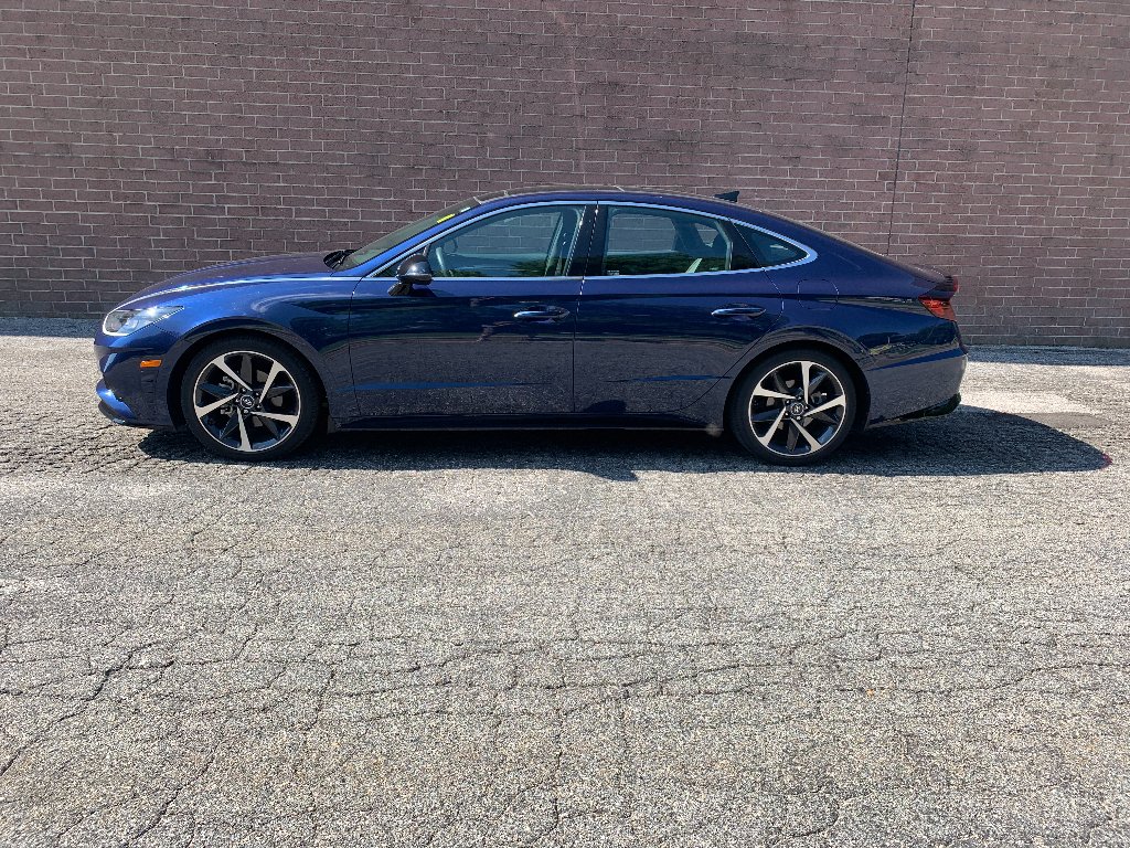 Used 2021 Stormy Sea Hyundai SEL Plus image 2