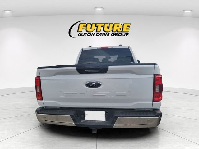 Used 2022  Ford XLT image 4
