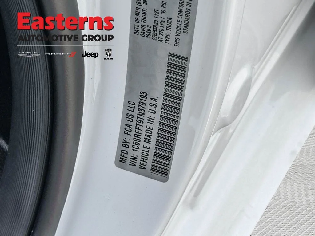 New 2026 Bright White Clear-Coat Exterior Paint RAM Big Horn/Lone Star image 30