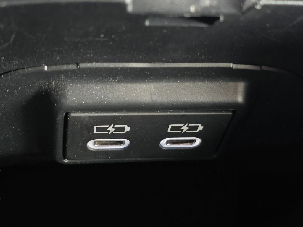 2024 Toyota RAV4 XLE - Photo 8