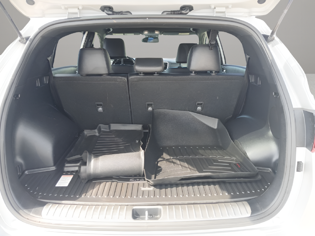 Used 2020 Silver Kia S image 25