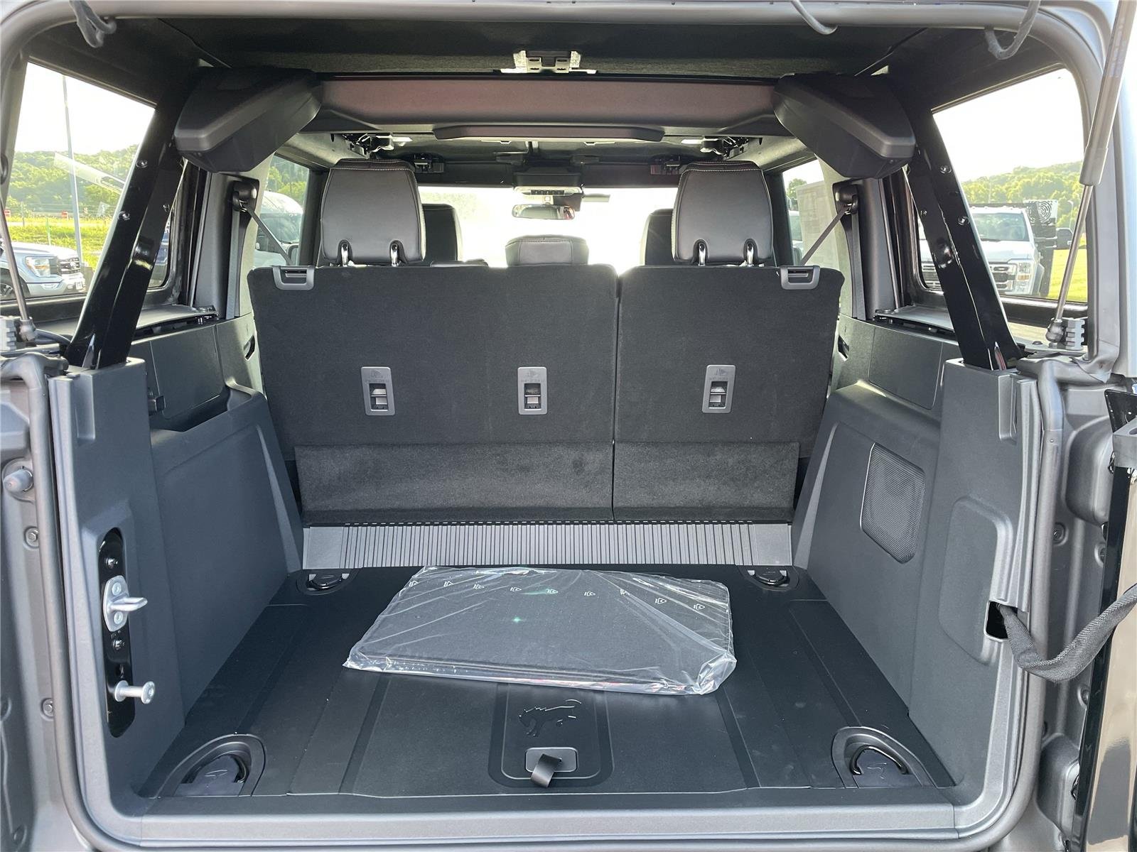 New 2025 Shadow Black Ford Big Bend® image 41