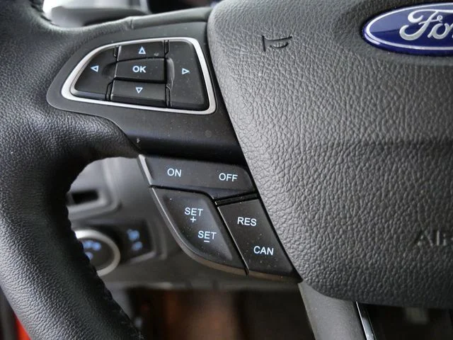 Used 2018 Red Ford SE image 21