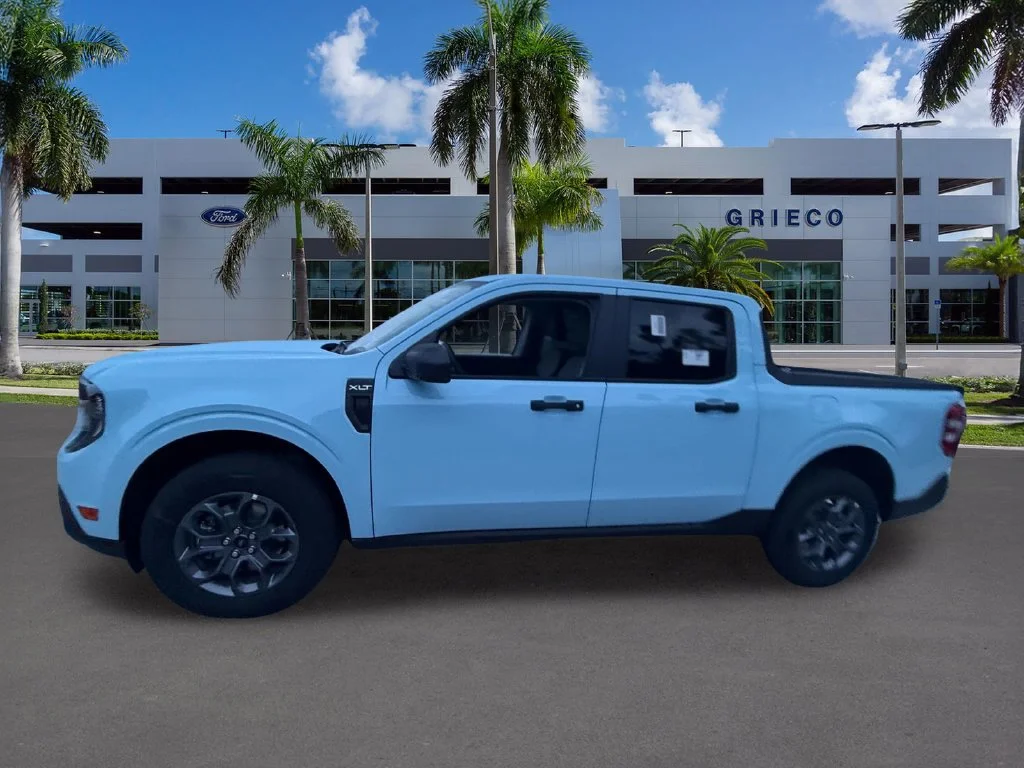New 2026 Blue Ford XLT image 4