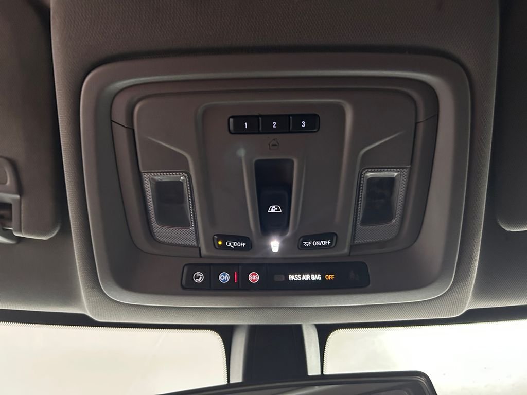 Used 2022 Red Chevrolet LT image 29