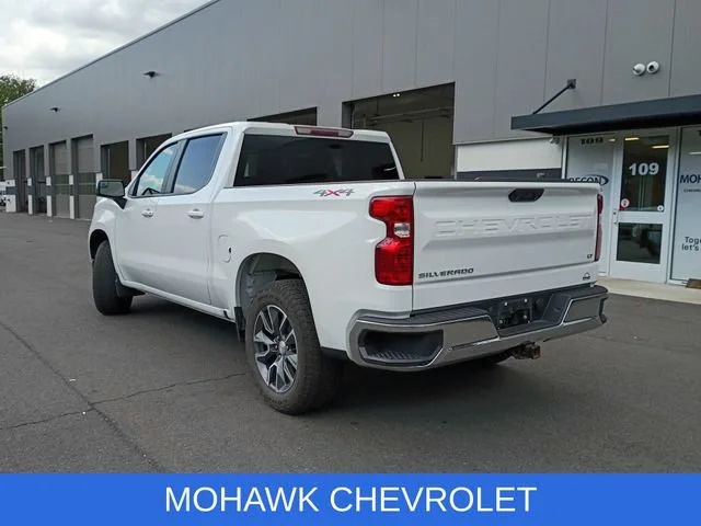 Used 2023 SUMMIT WHITE Chevrolet LT image 3