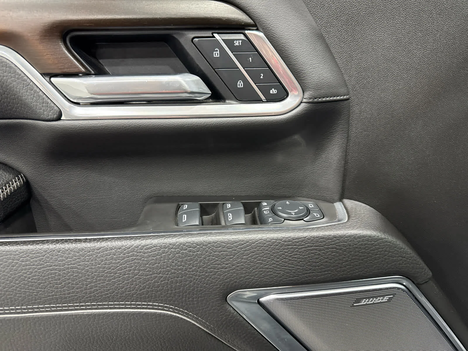 Used 2025 Titanium Rush Metallic GMC Denali image 16