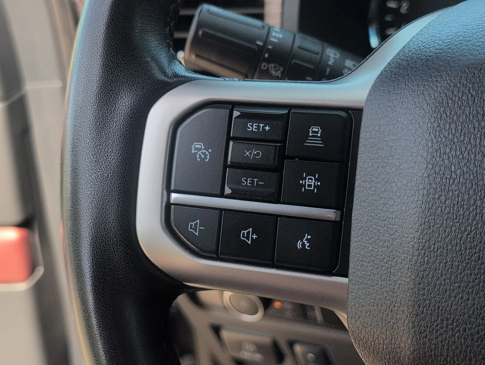 Used 2024 Gray Ford Limited image 26