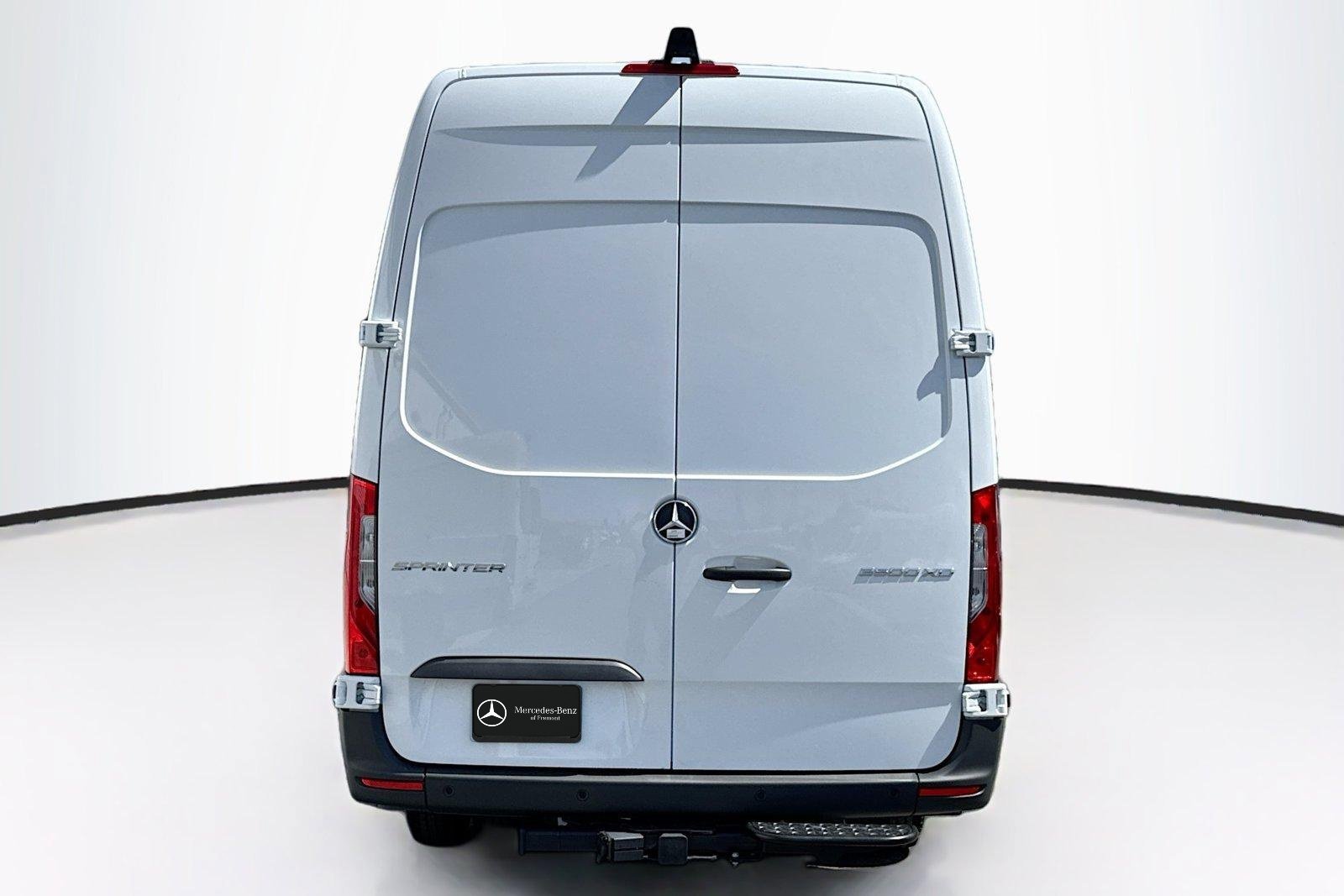New 2026 Arctic White Mercedes-Benz  image 6