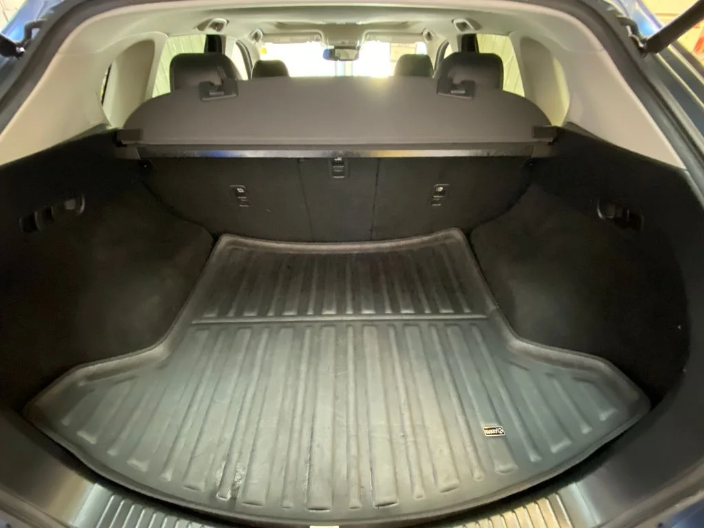Used 2019 Blue Mazda Touring image 30