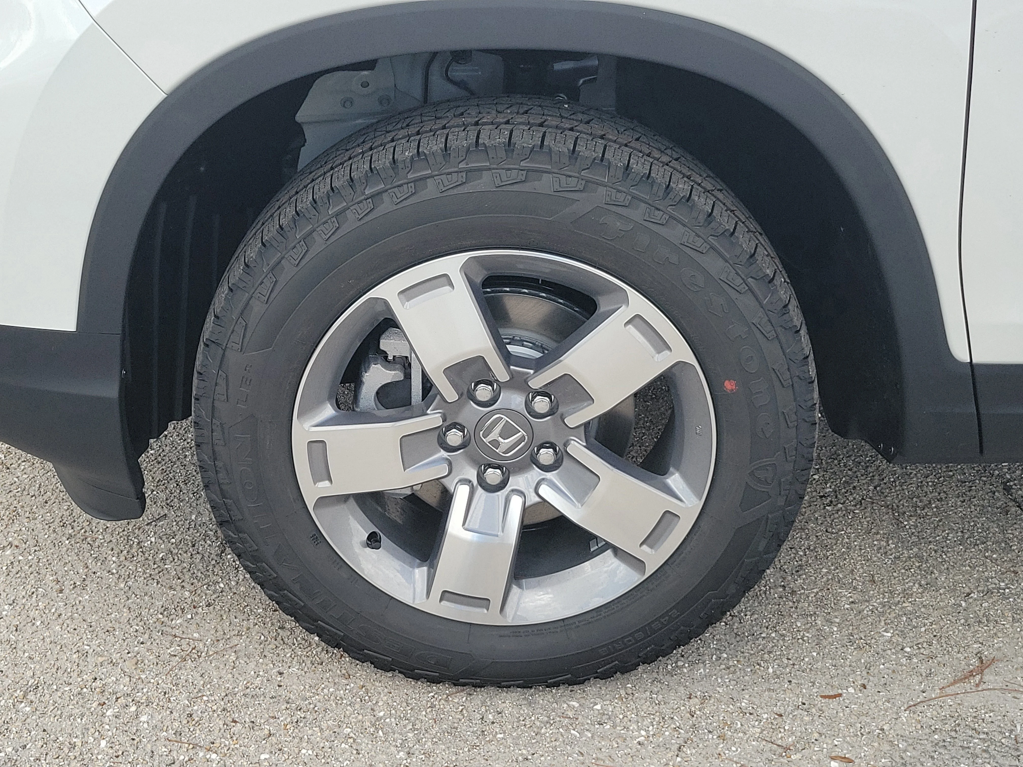 New 2026 Platinum White Pearl Honda RTL image 4