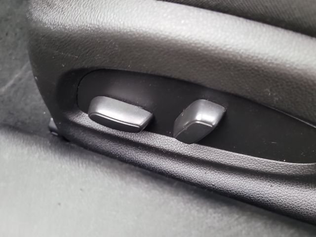 Used 2023 Gray Chevrolet 1LT image 13