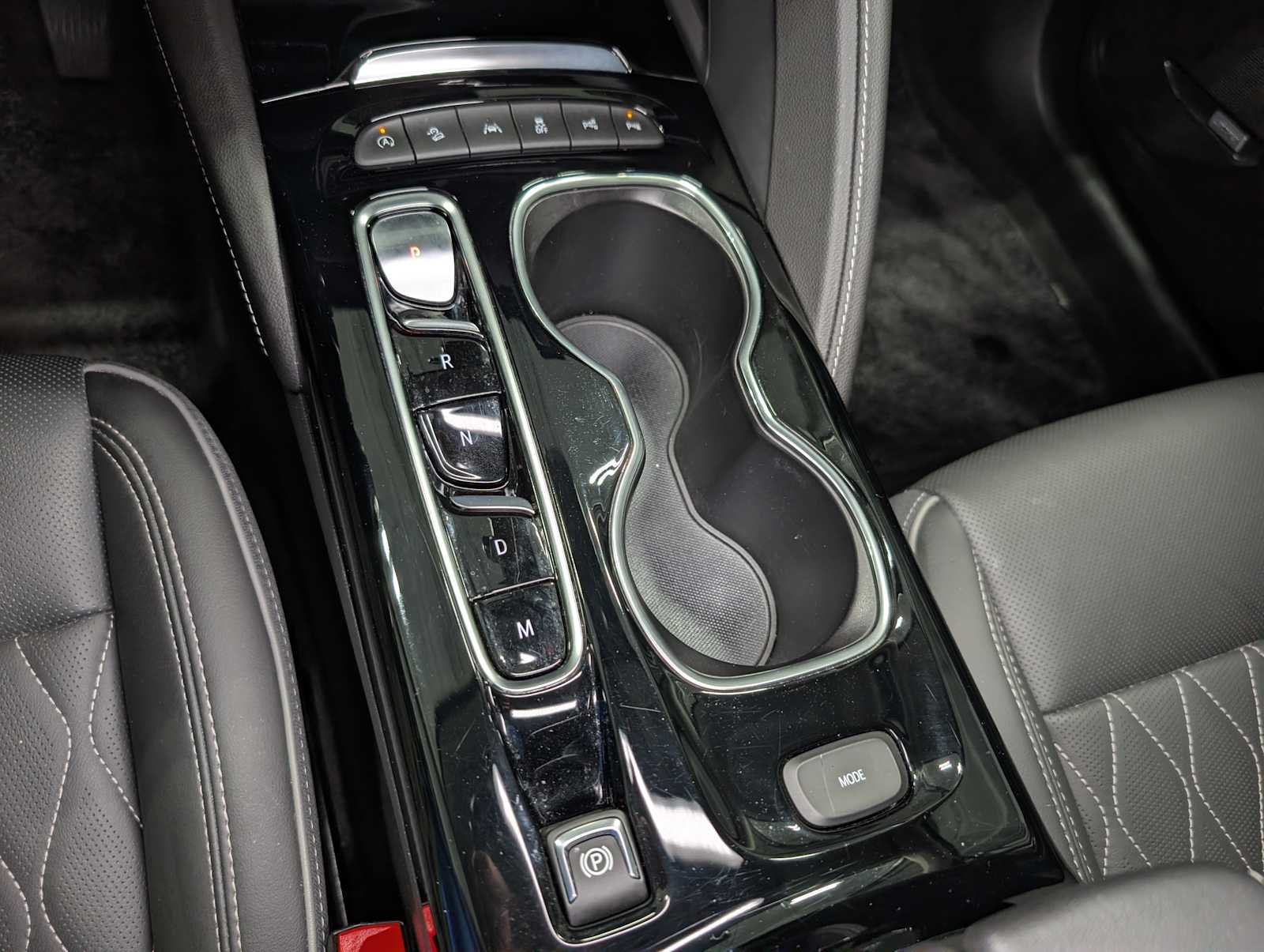 Used 2023 Ebony Twilight Metallic Buick Avenir image 26