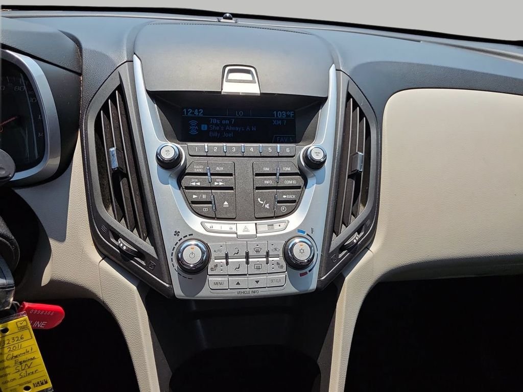 Used 2011 Silver Chevrolet LT image 18