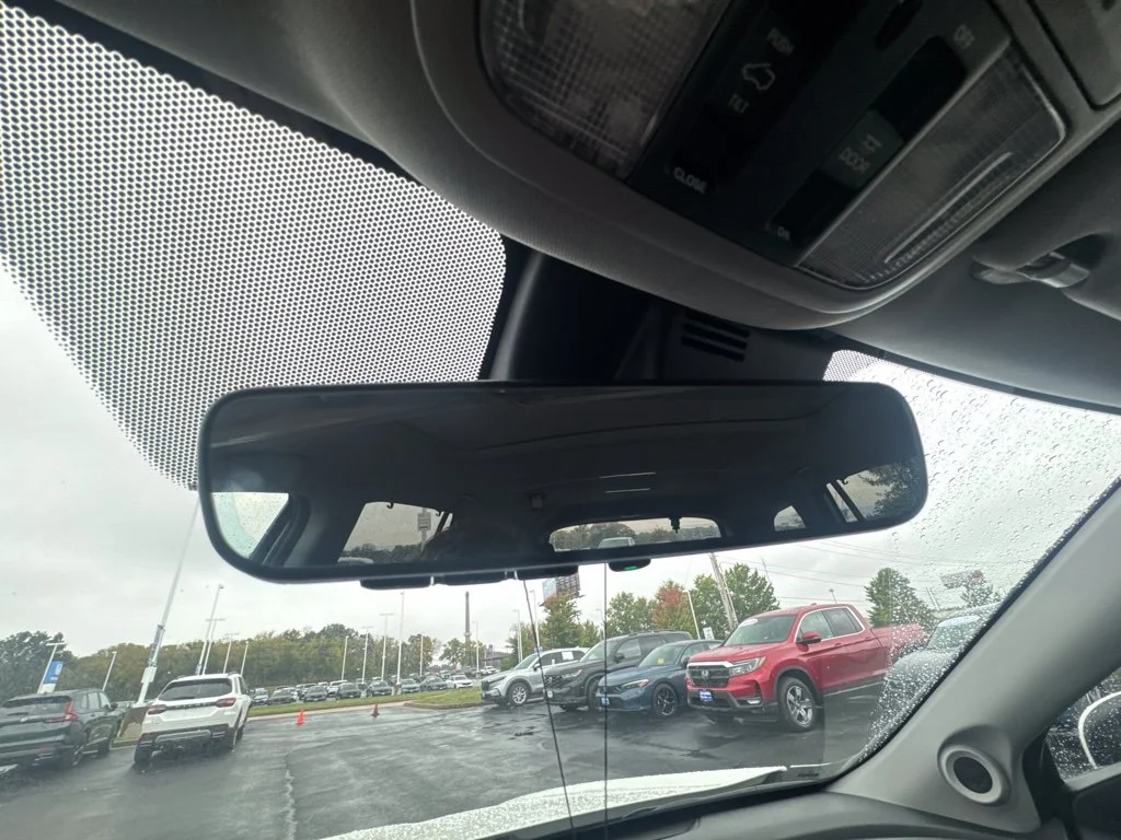 Used 2022 White Honda EX-L image 36