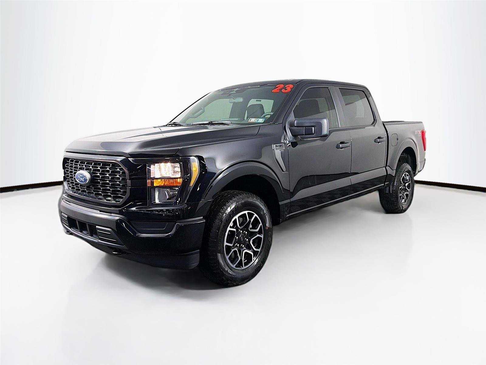 Used 2023 Agate Black Ford XL image 3