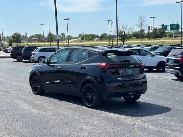 Used 2027 Mosaic Black Metallic Chevrolet RS image 3