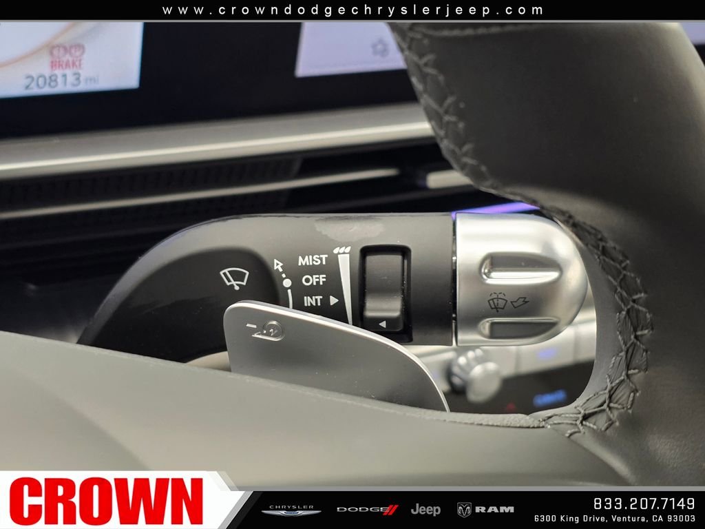 Used 2023 White Hyundai SEL image 34