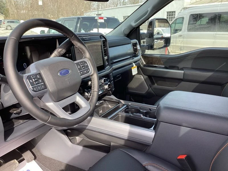 New 2026 Star White Metallic Tri-Coat Ford F-350® Lariat® image 38