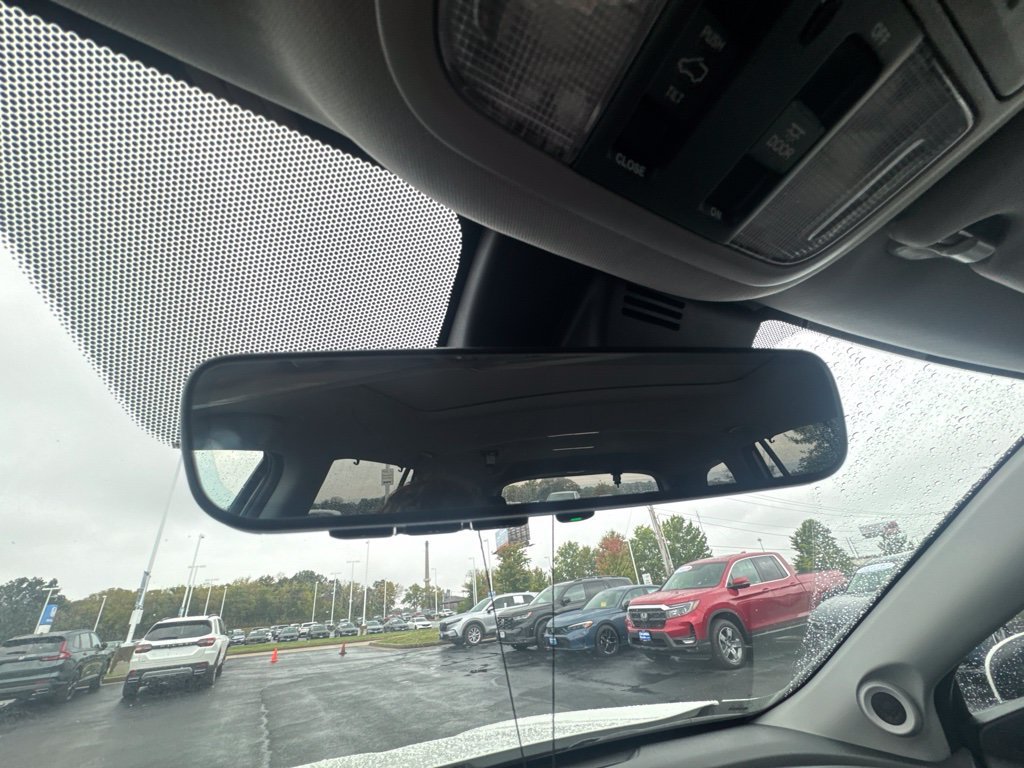 Used 2022 White Honda EX-L image 36
