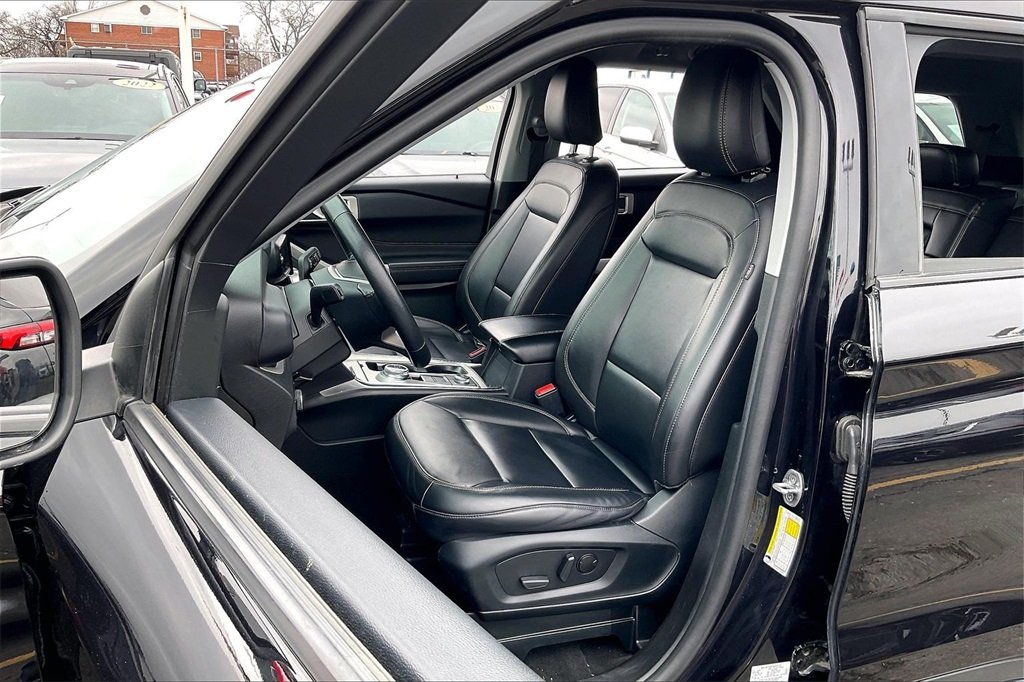 2024 FORD EXPLORER - Image 21