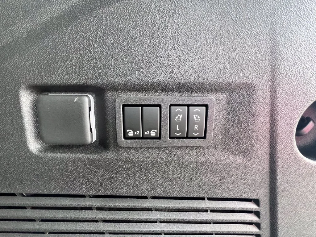 2026 Chevrolet Tahoe Premier - Photo 37