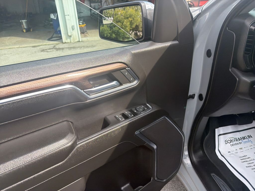 Used 2024 Gray Chevrolet LT image 11