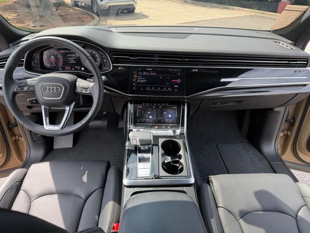 Used 2024 Sakhir Gold Metallic Audi 55 Prestige image 16