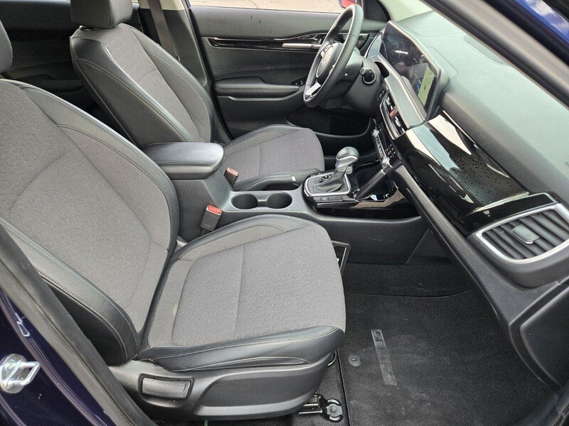Used 2024 Ocean Blue KIA S IVT FWD image 15