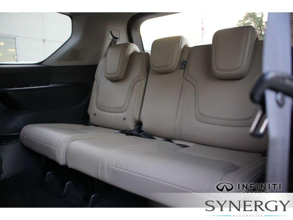 Certified Used 2026 Radiant White INFINITI PURE image 24