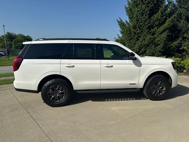 New 2026 White Ford Tremor image 4