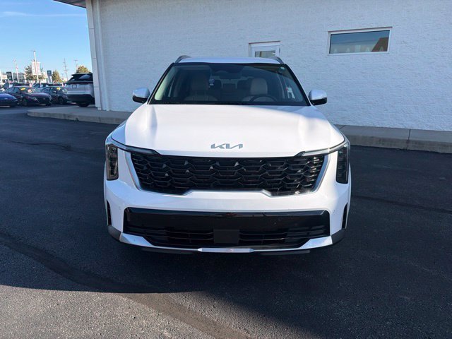 Used 2024 Glacial White Pearl Kia S image 3