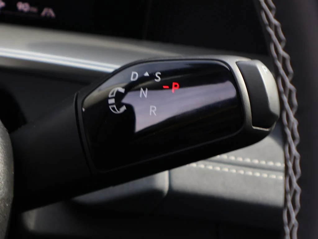 New 2026 Black Volkswagen 2.0T SE image 28