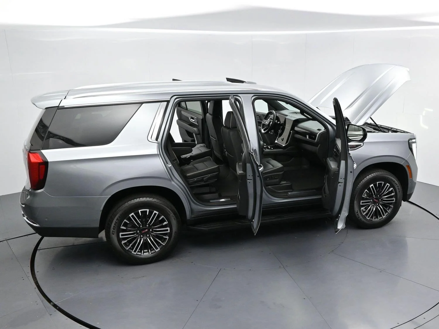 Used 2025 Sterling Metallic GMC Elevation image 37
