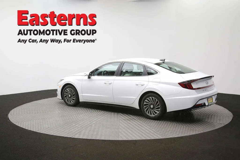 Used 2023 White Hyundai SEL image 62