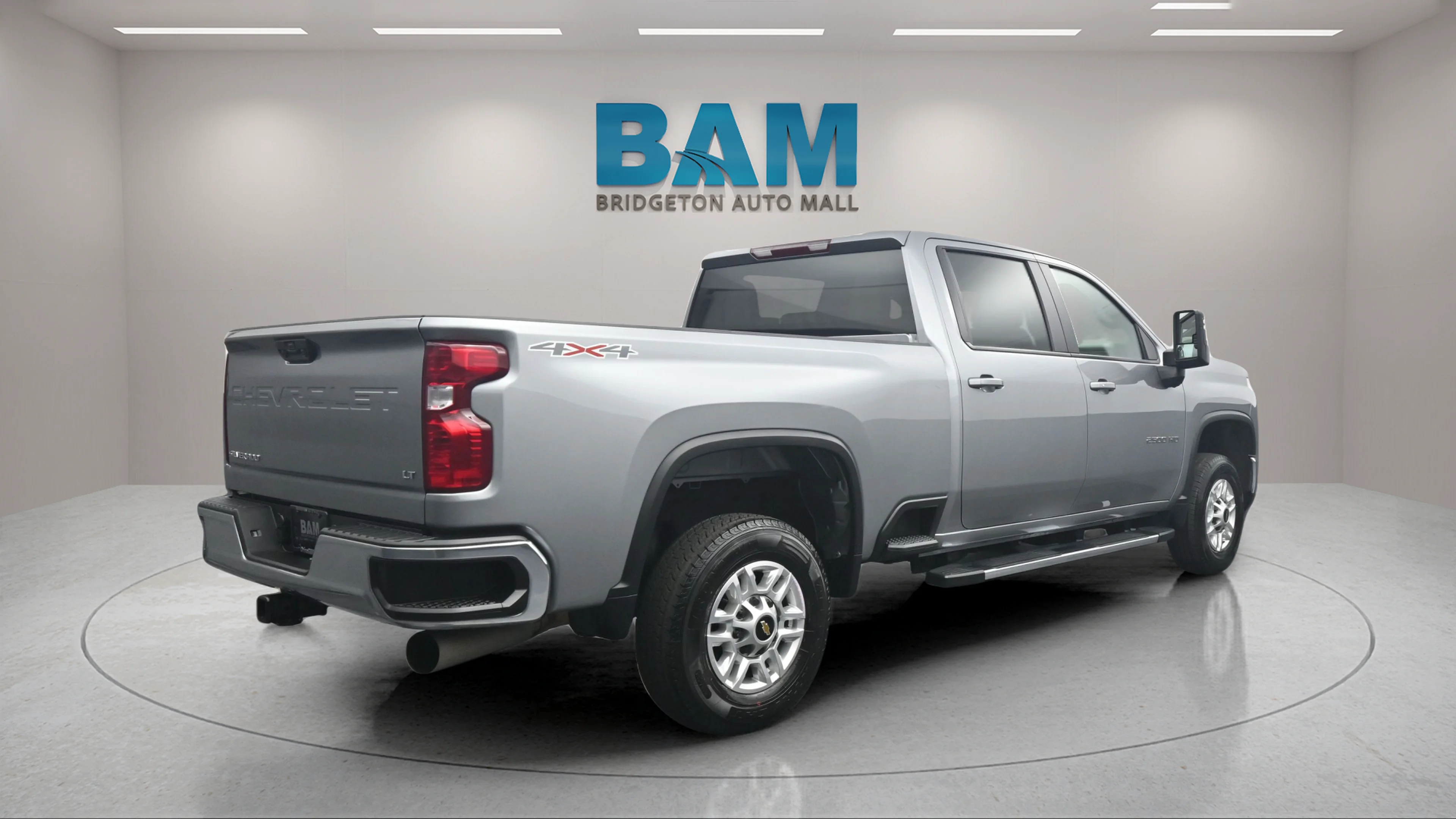 Used 2026 Sterling Gray Metallic Chevrolet LT image 6