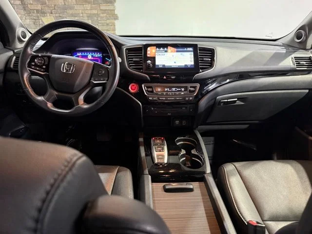 Used 2021 Platinum White Pearl Honda Touring image 26