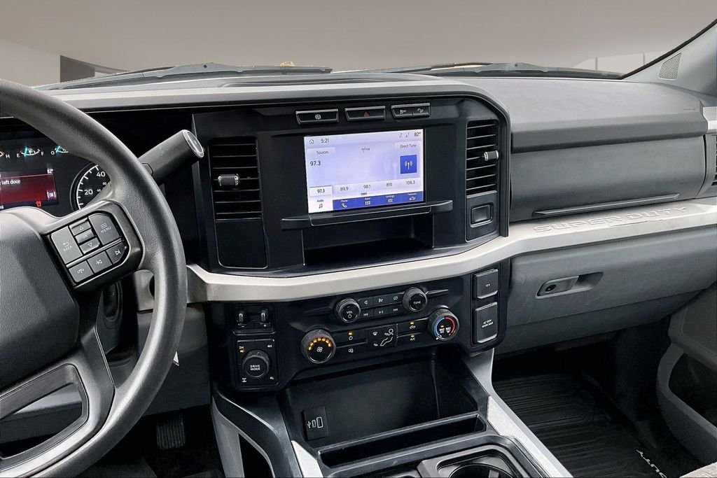 Used 2023 White Ford XLT image 6