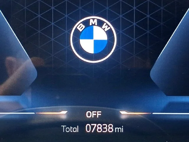 Used 2026 Beige BMW xDrive28i image 19