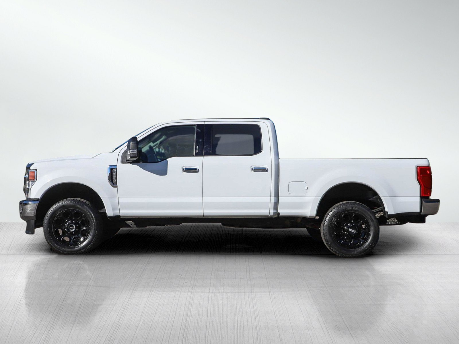 Used 2021 Ford F-250 Super Duty XLT with VIN 1FT7W2B6XMED33261 for sale in White Bear Lake, Minnesota