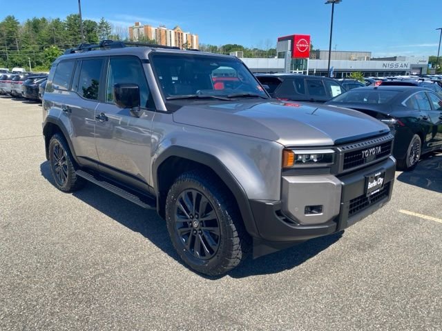 Used 2024  Toyota Base image 26