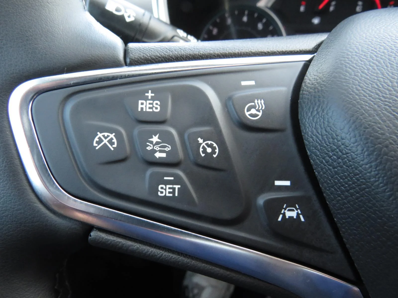 Used 2024 Radiant Red Tintcoat Chevrolet LT image 32