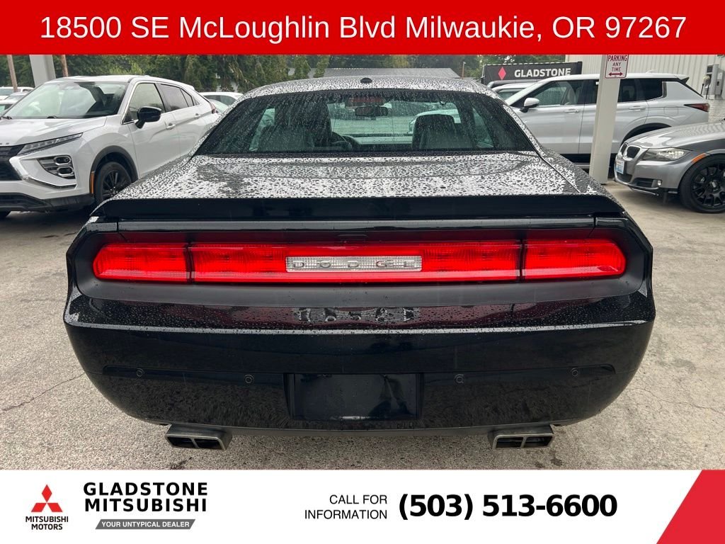Used 2013 Black Dodge R/T image 7