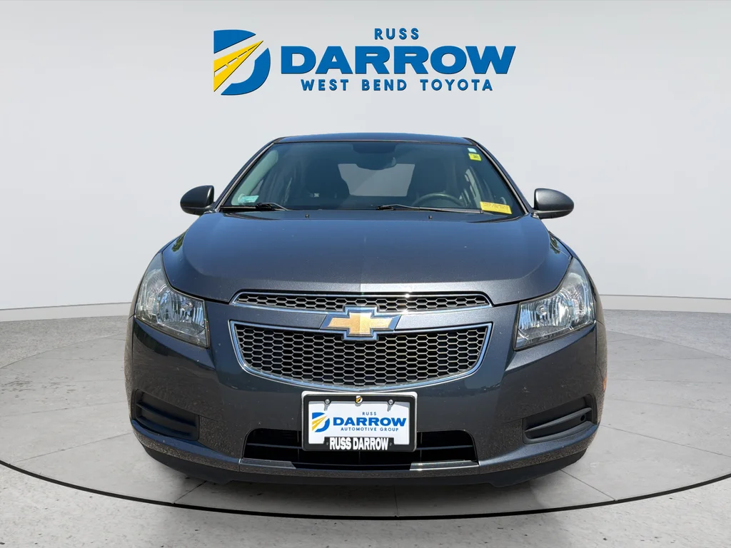 Used 2013 Gray Chevrolet LS image 7