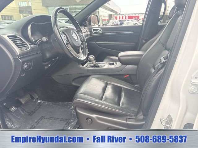 Used 2022 Bright White Clearcoat Jeep Limited image 20