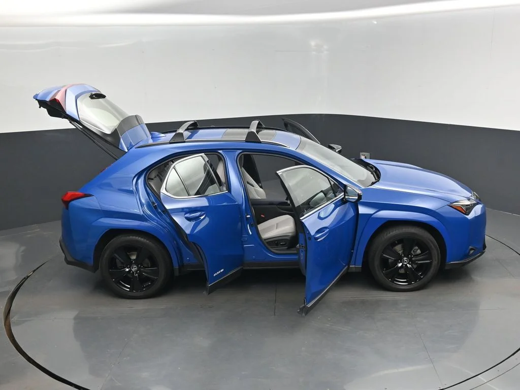 Used 2021 Blue Lexus 250h Base image 18