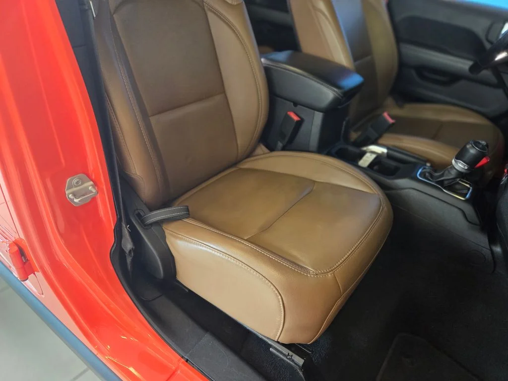 Used 2020 Punkn Metallic Clearcoat Jeep Rubicon image 21