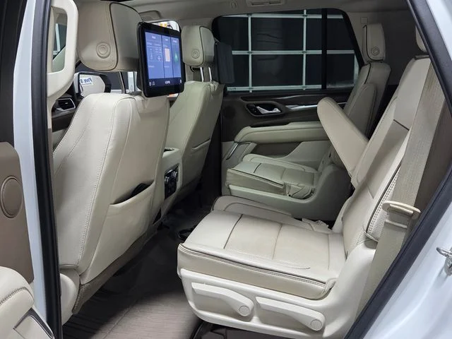 Used 2021 White GMC Denali image 6