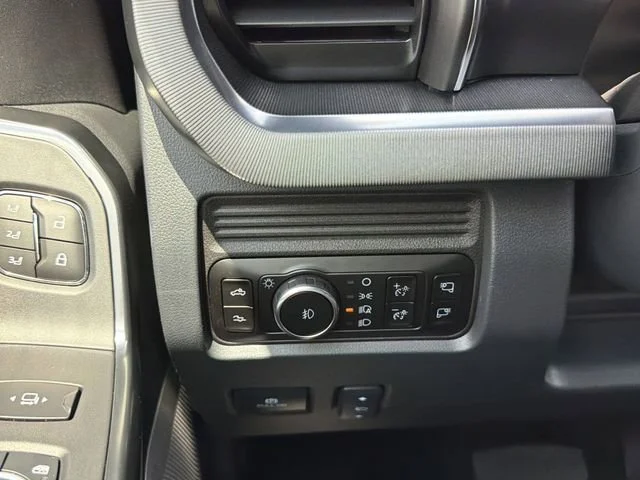Used 2026 Gray Ford Platinum image 27