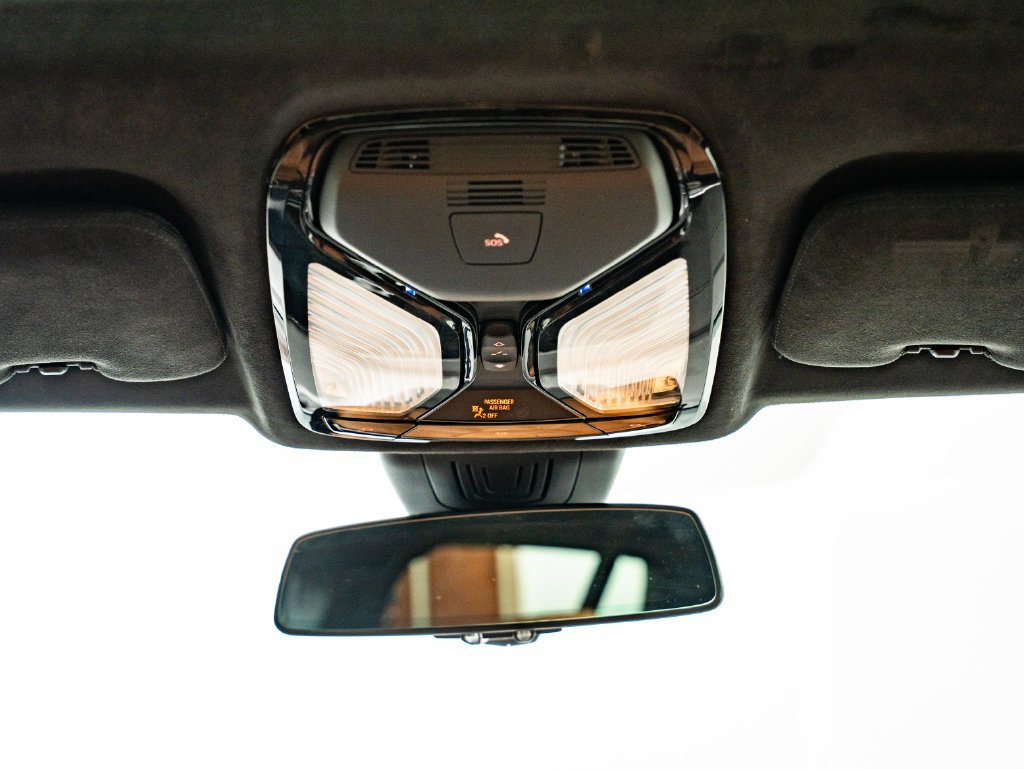 Used 2023 Black Sapphire Metallic BMW xDrive40i image 40